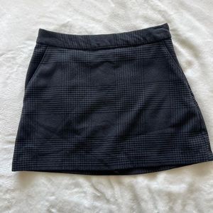 ABERCROMBIE PLAID MINI SKORT